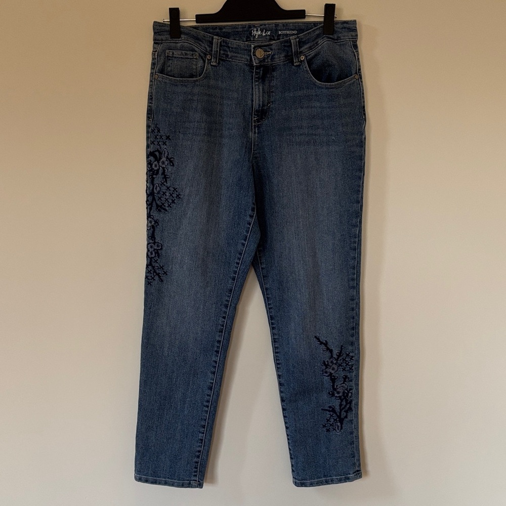 Style & Co. Blue Floral Embroidered Cropped Boyfriend Jeans Size 8
